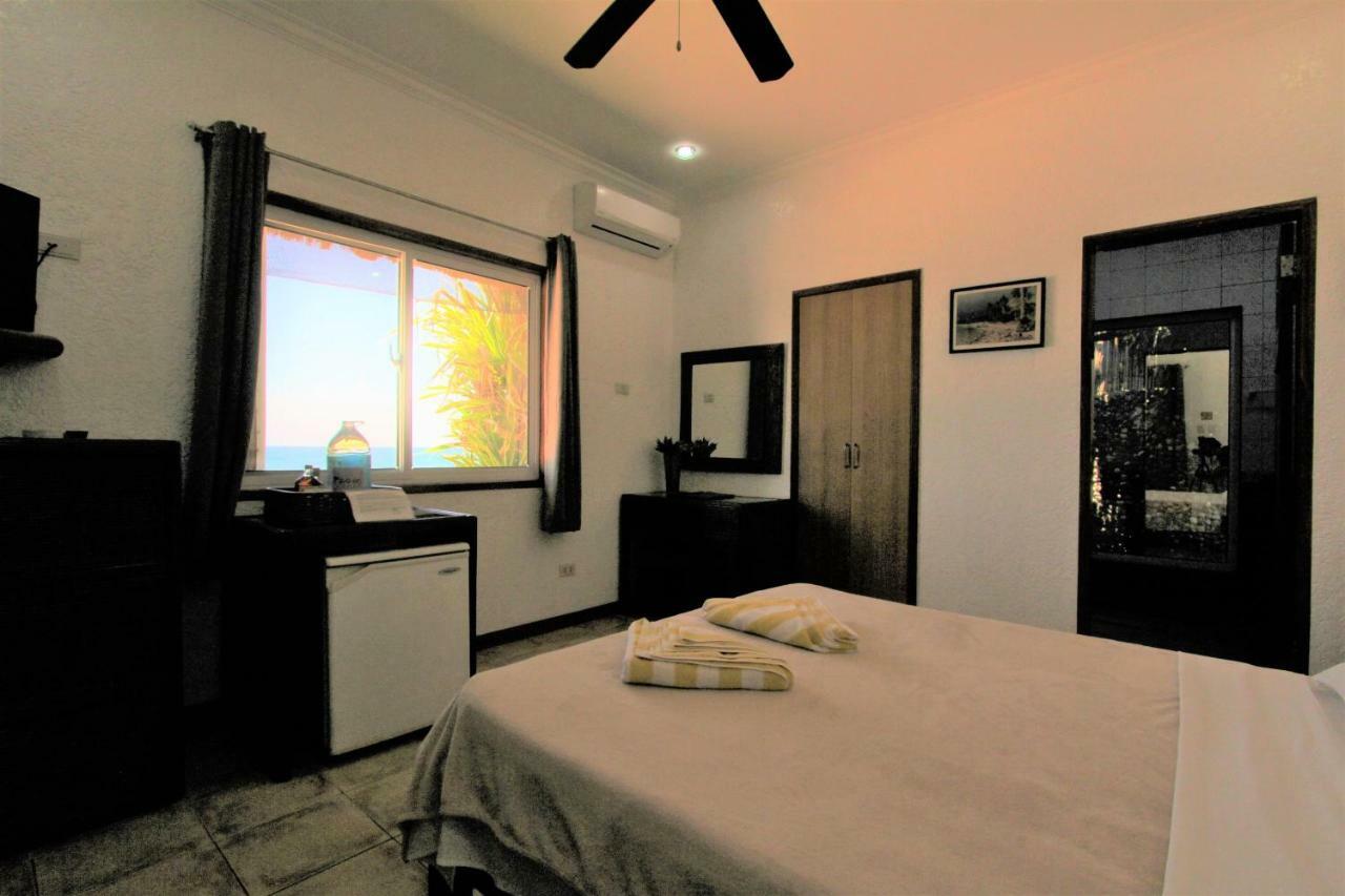 Thalatta Resort Zamboanguita  Eksteriør billede